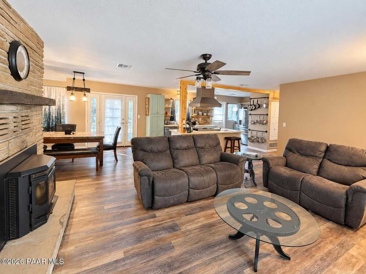 4166 S Adeline Dr - Photo 3 of 9
