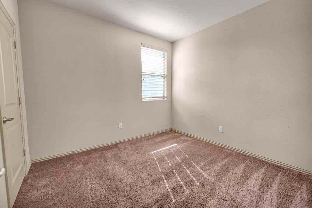 1506 San Miguel Ct - Photo 5 of 40