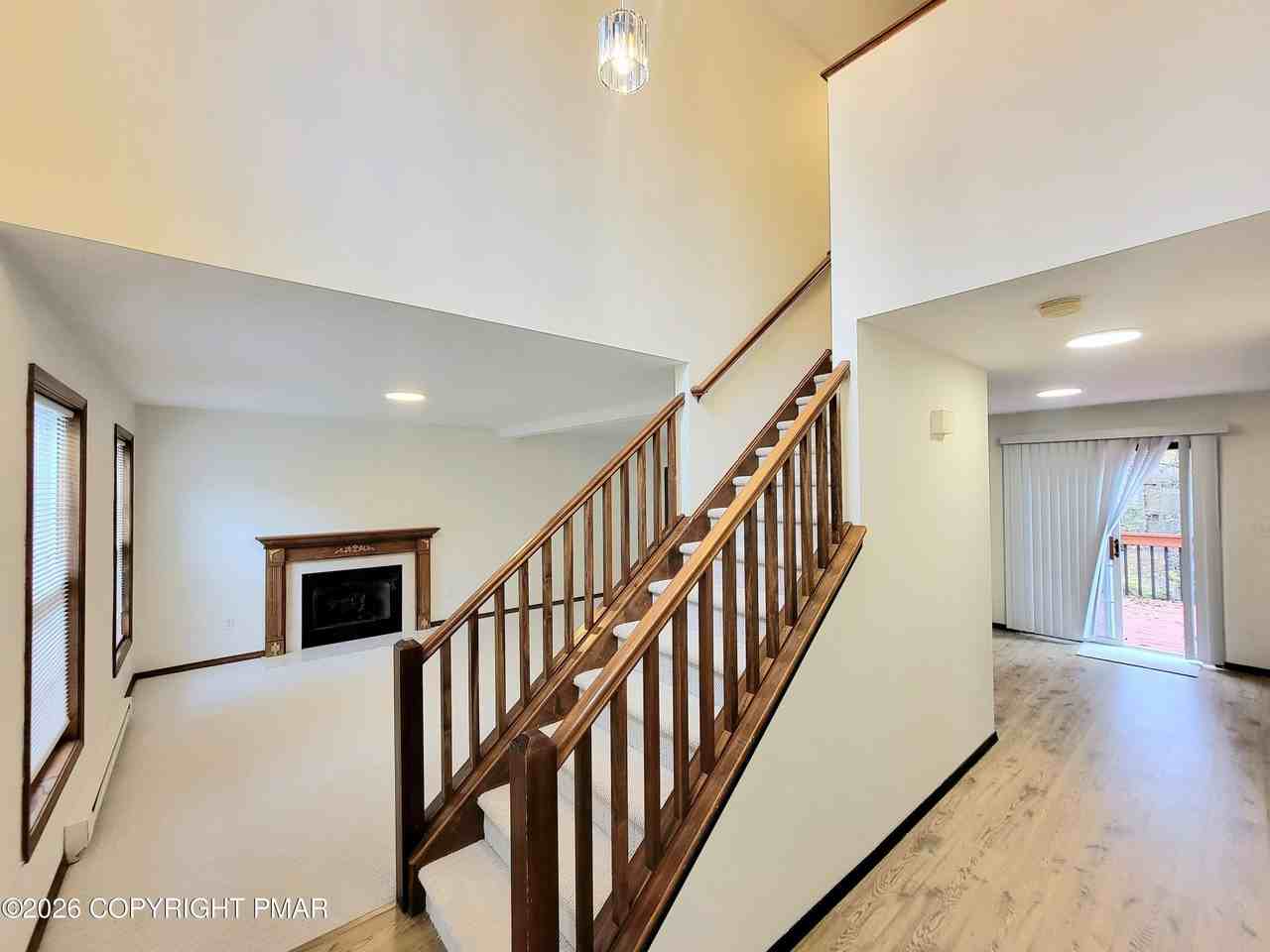 9325 Fairmount Way - Photo 6 of 18