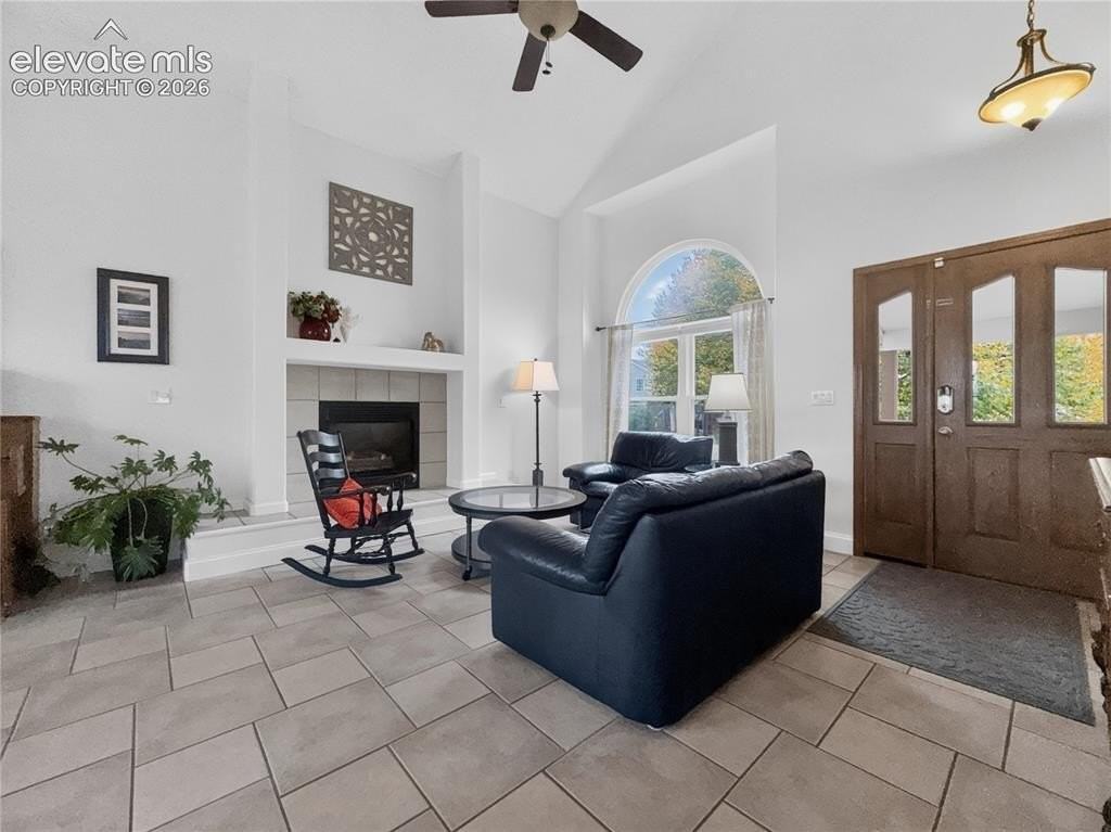 5970 Grapevine Dr - Photo 6 of 28