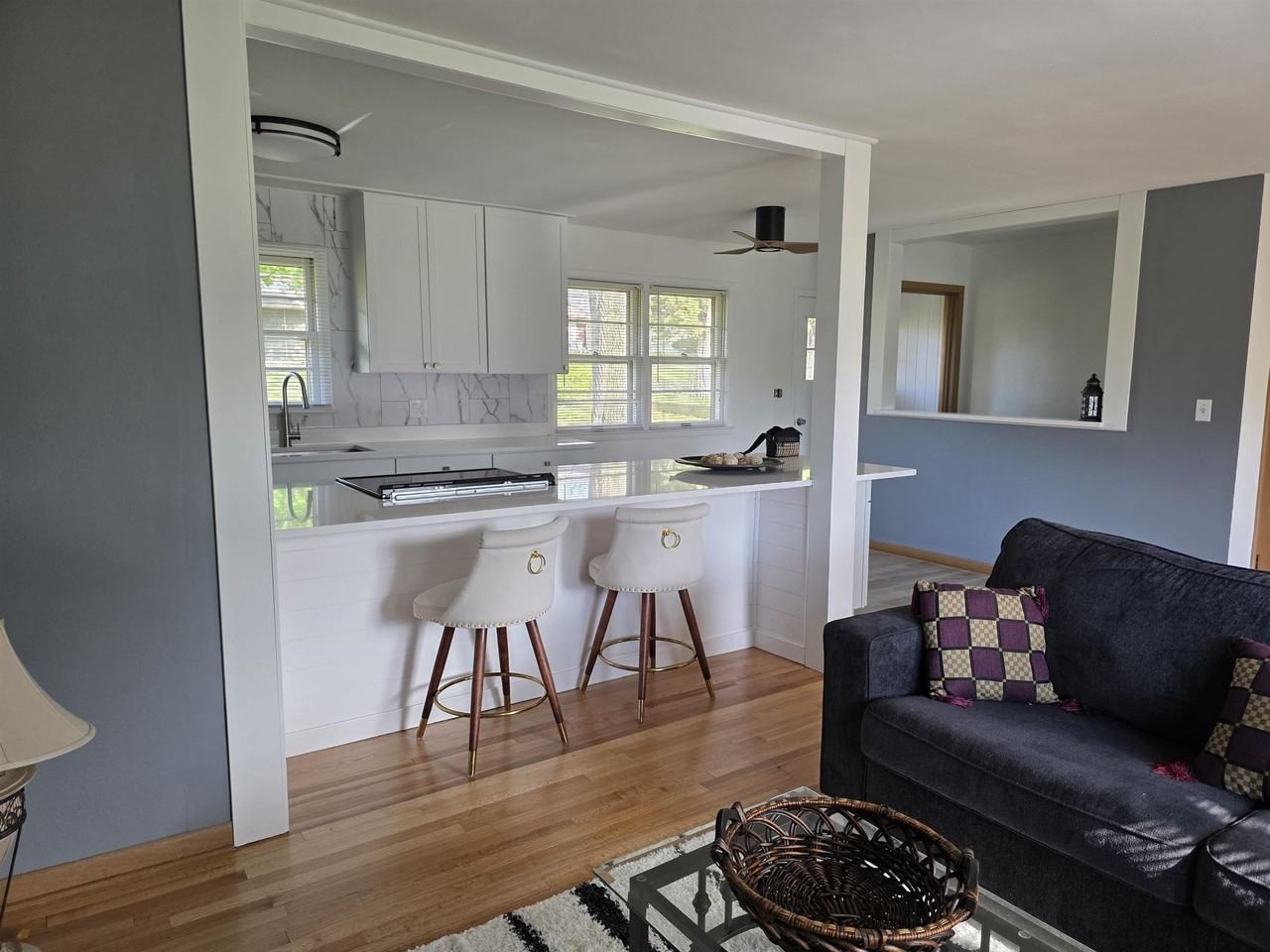 1127 Prestwick Pkwy - Photo 4 of 17