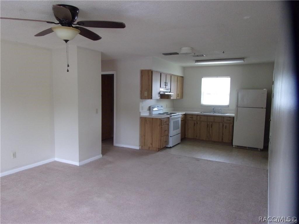 2321 Carter St #B - Photo 2 of 6