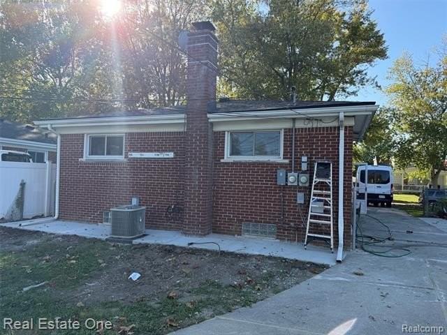6670 Norborne Ave - Photo 2 of 13
