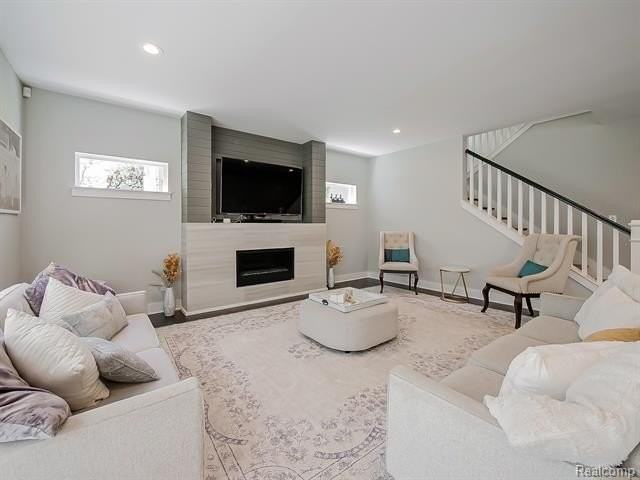 1724 Taylor Ave - Photo 2 of 50