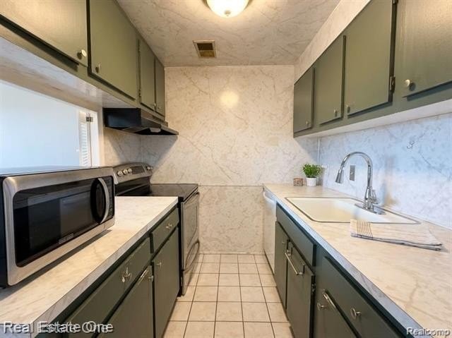 22700 Garrison St #304 - Photo 4 of 9