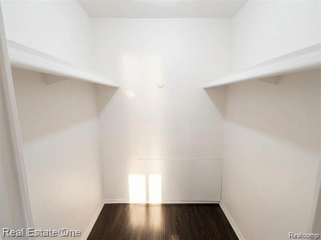22700 Garrison St #304 - Photo 7 of 9