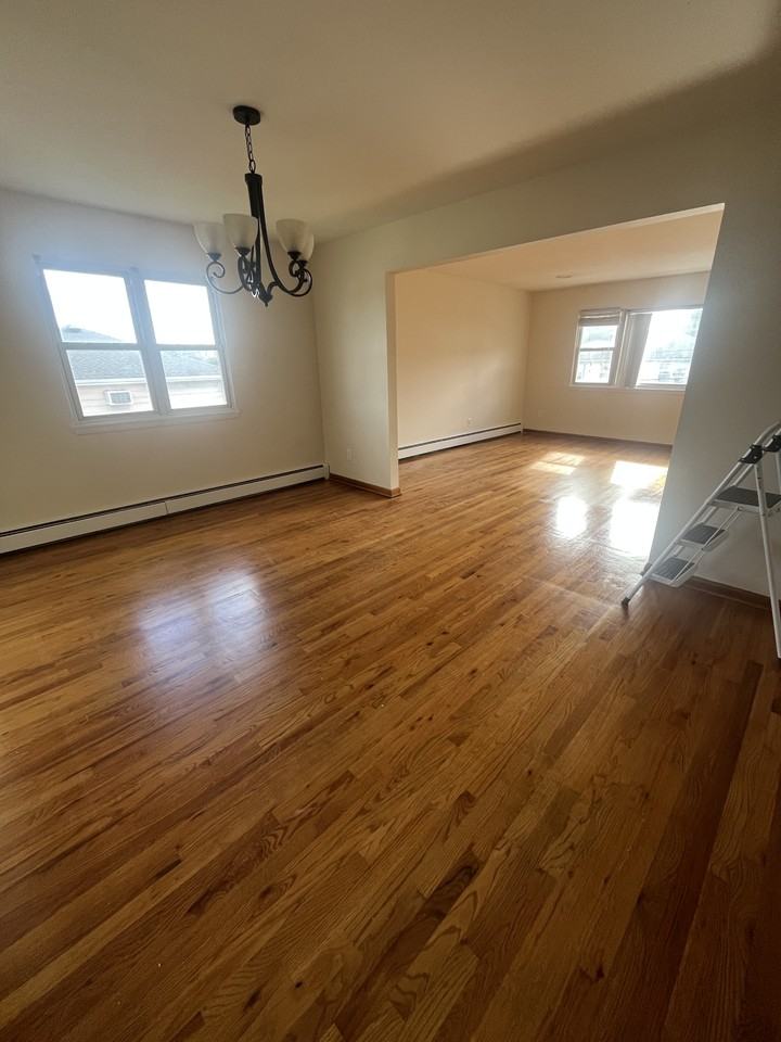 432 Edmund Ave - Photo 6 of 22