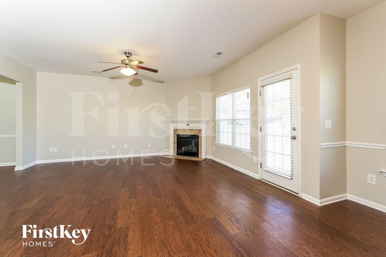 101 Claystone Dr - Photo 3 of 19