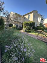 205 S Doheny Dr - Photo 1 of 1