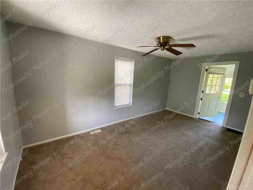232 E Siebenthaler Ave - Photo 3 of 14