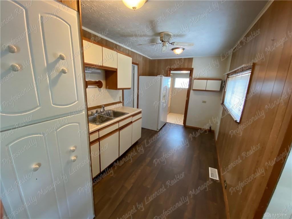 232 E Siebenthaler Ave - Photo 6 of 14