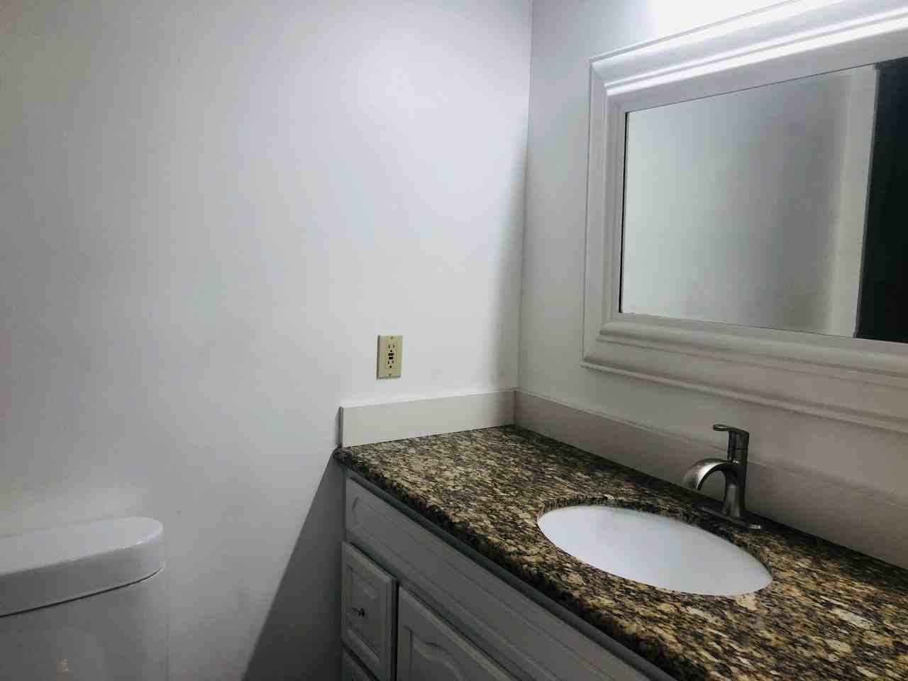 13618 51st Pl N - Photo 6 of 12