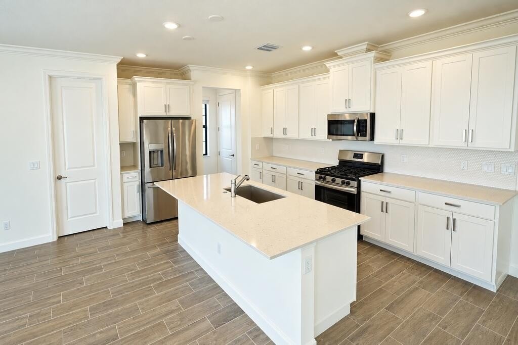 6874 Nw Kestrel Ln - Photo 5 of 45