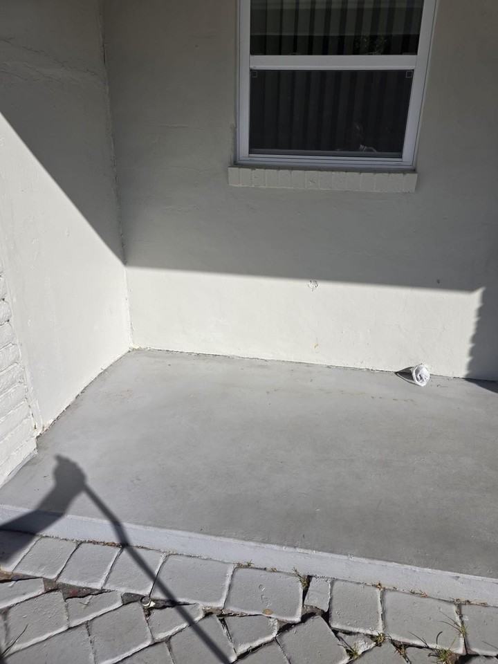 616 S 6th St - Photo 2 of 17