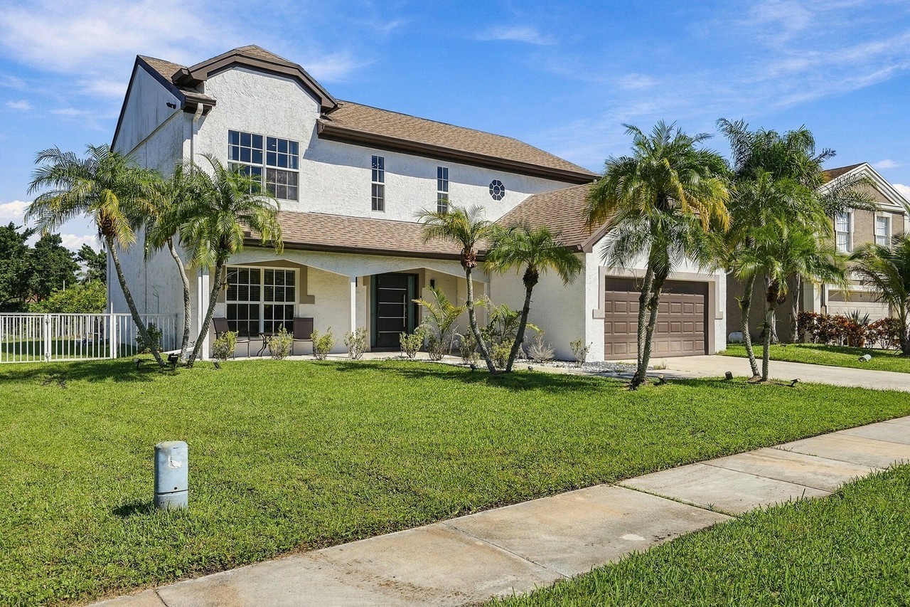 12099 Rockwell Way - Photo 2 of 43