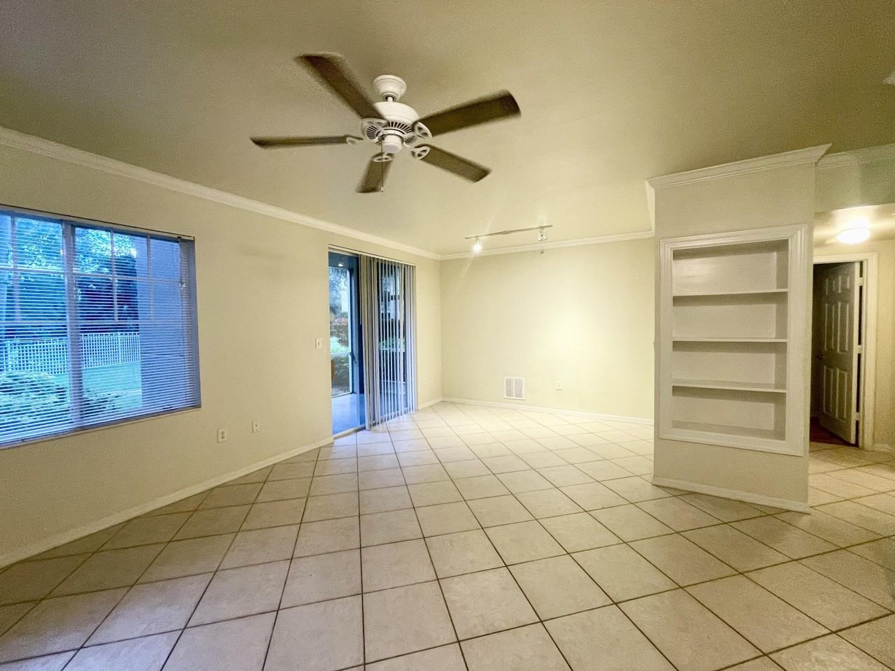 6533 Emerald Dunes Dr #107 - Photo 6 of 38