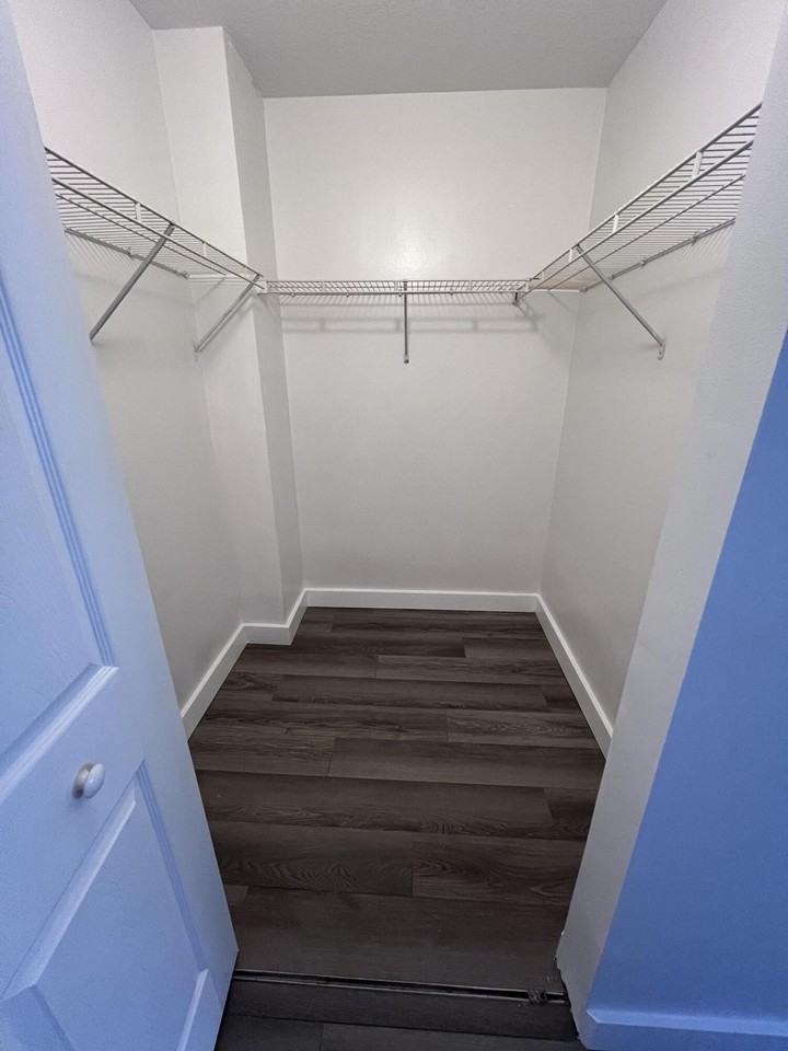 4220 San Marino Blvd #201 - Photo 7 of 14