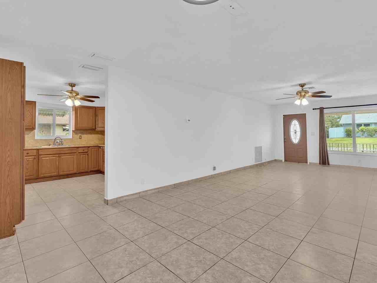 132 Se 2nd Ct - Photo 5 of 45