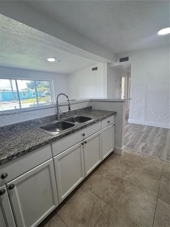 4341 Ne 18th Ave - Photo 6 of 17