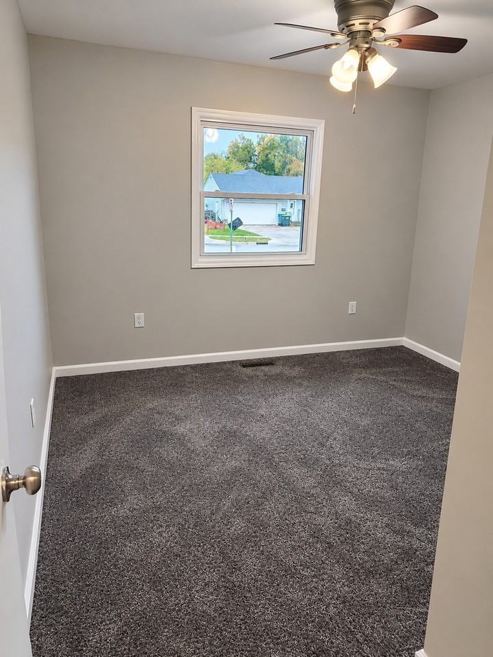 300 17th St Nw - Photo 6 of 11