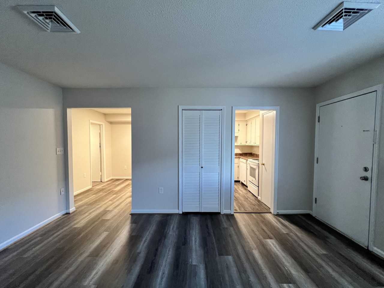 2119 Electric Rd #18 - Photo 4 of 15