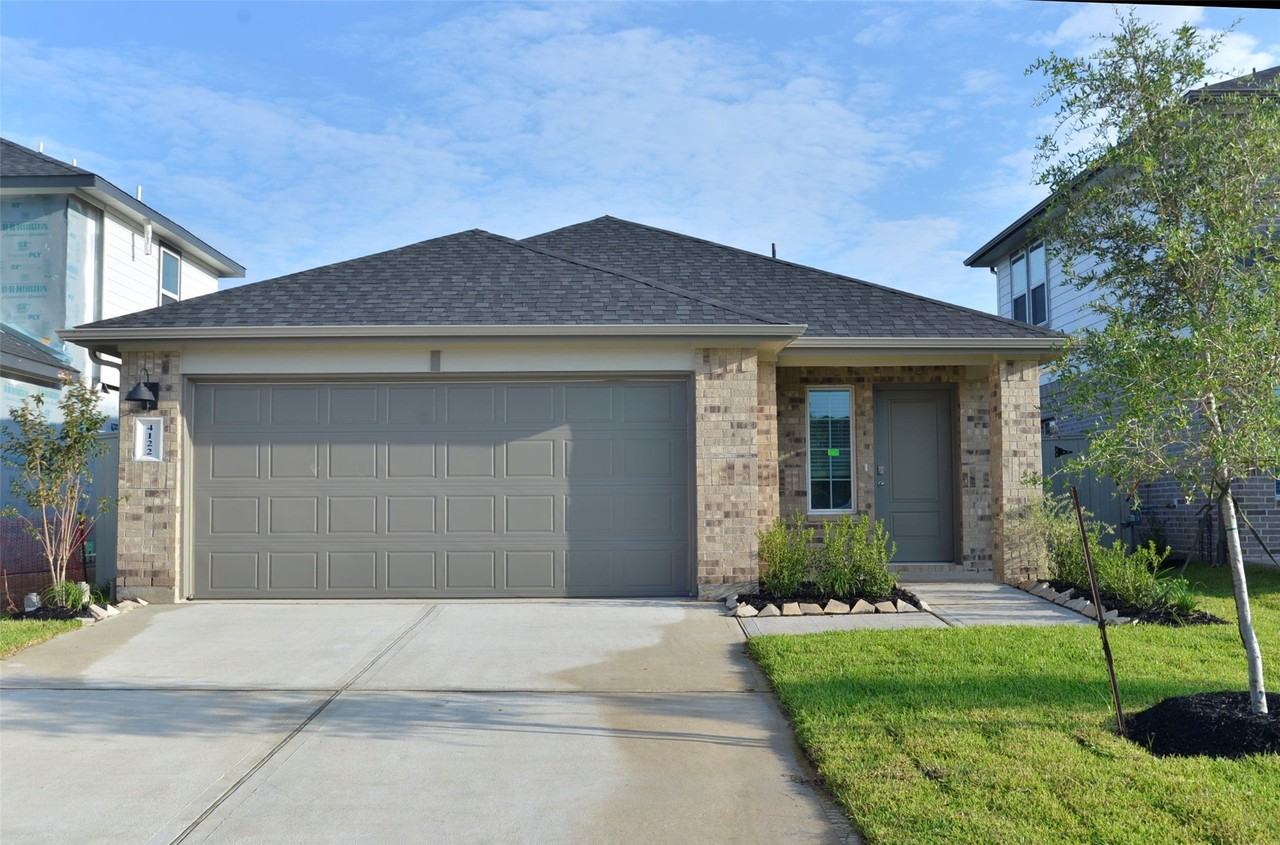 4122 Bronco Station Ln