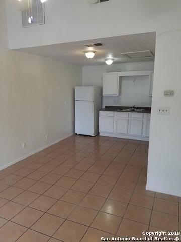 7613 Windsor Oaks - Photo 2 of 6