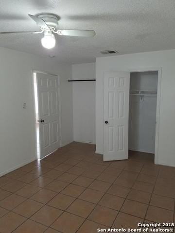 7613 Windsor Oaks - Photo 4 of 6