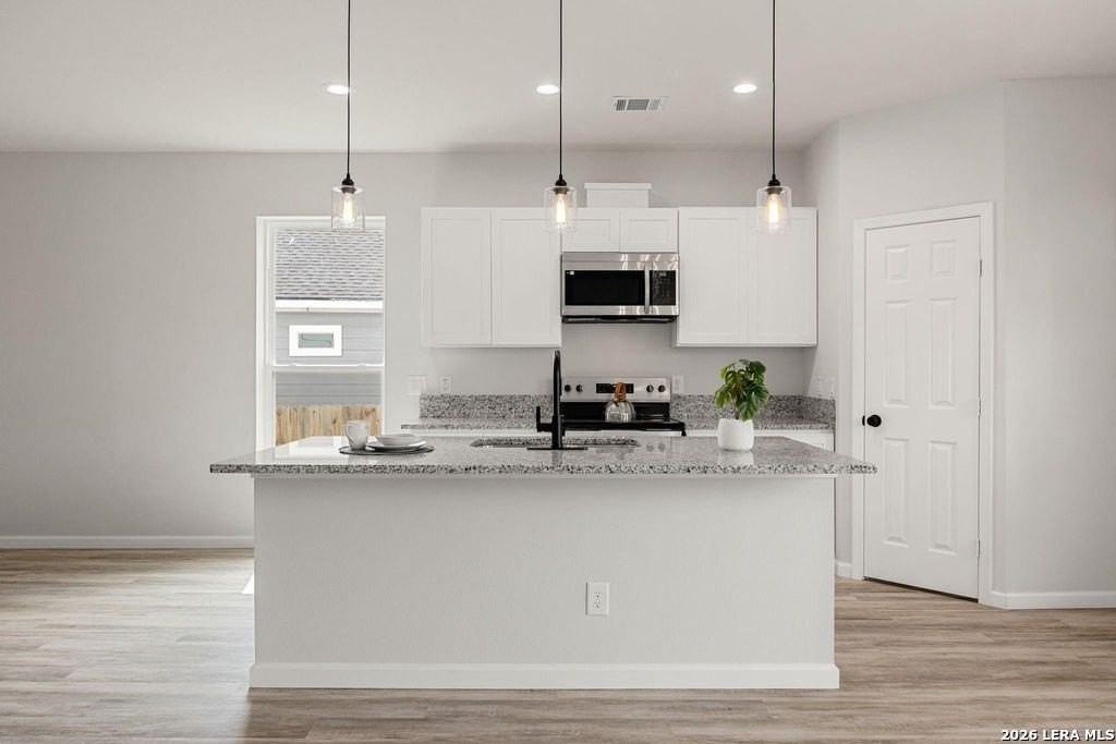 8 Donna Ct - Photo 5 of 17