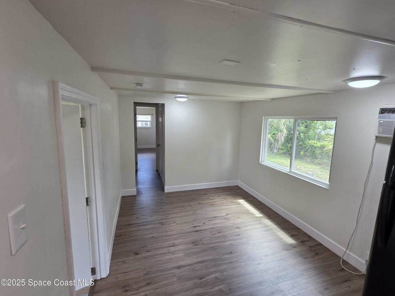 23 Emerald St - Photo 6 of 10