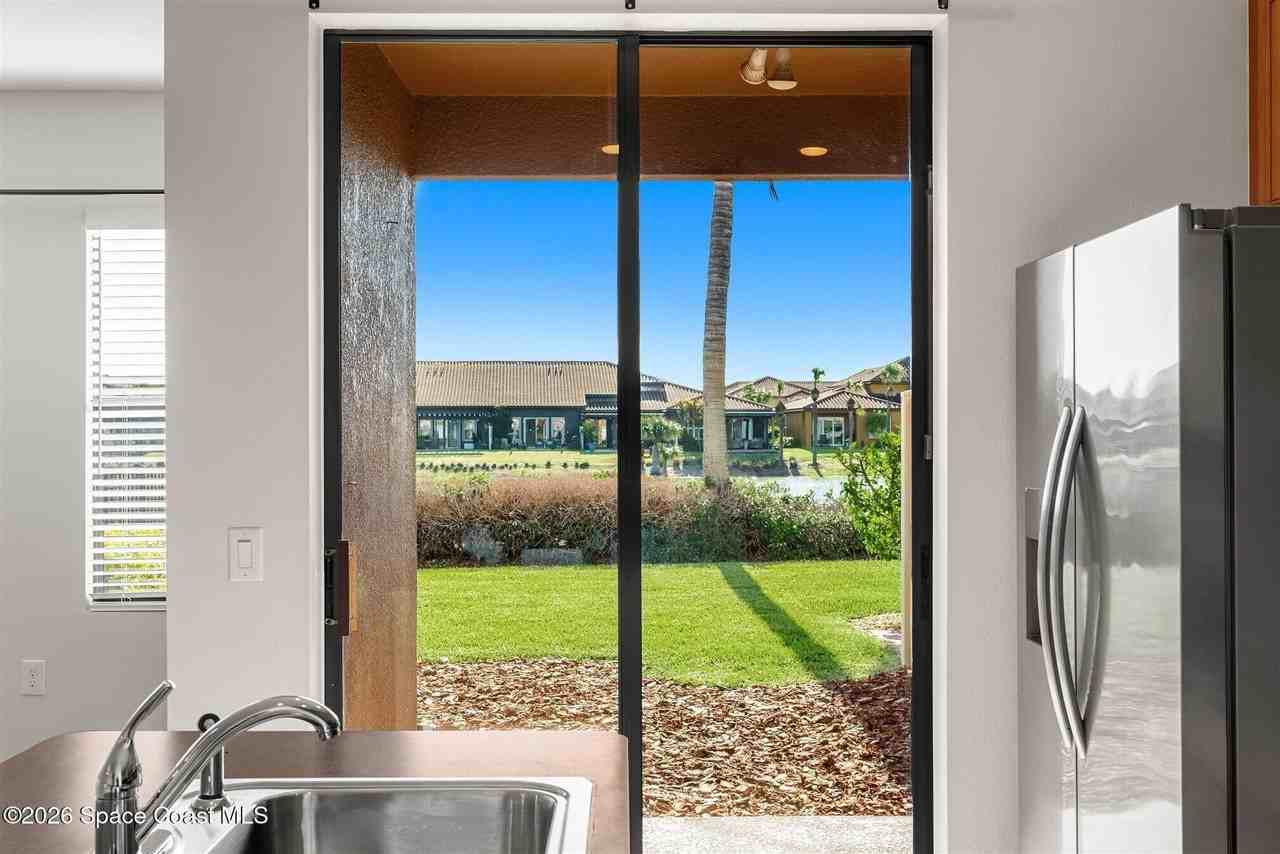 737 Ventura Dr - Photo 7 of 33