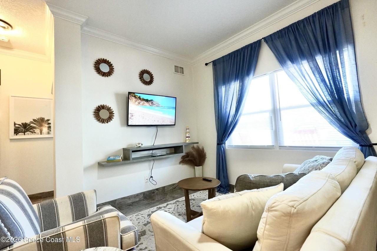 150 Crescent Beach Dr #102 - Photo 5 of 15