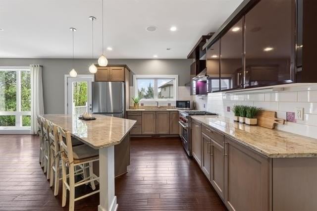 5019 Sawgrass Ter - Photo 6 of 20