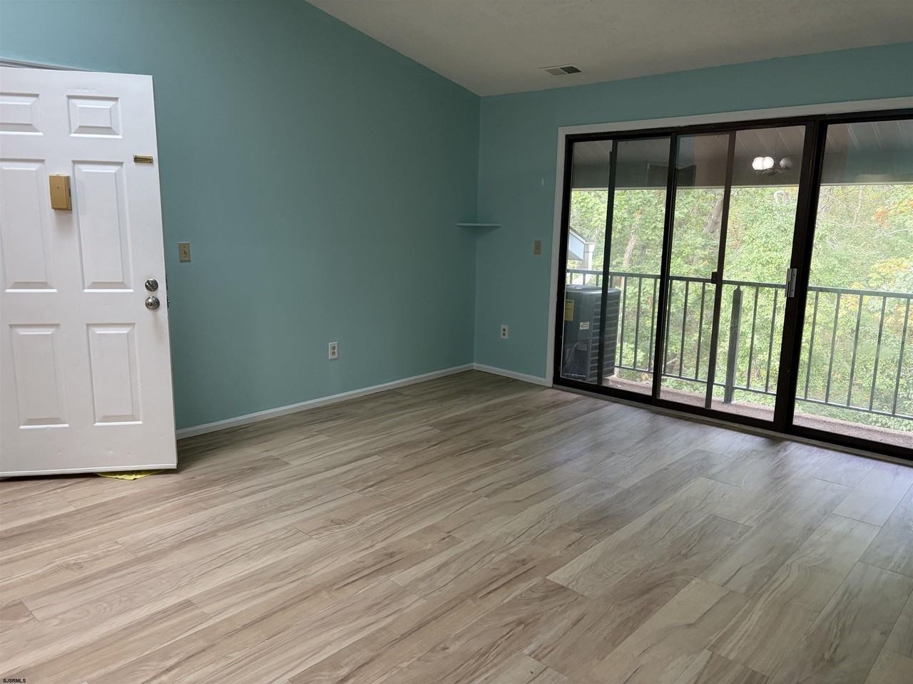 108 Federal Ct #108 - Photo 3 of 19