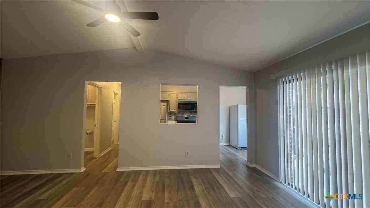 1701 Windward Dr - Photo 2 of 25