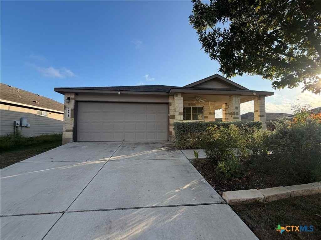 2293 Falcon Way - Photo 4 of 29