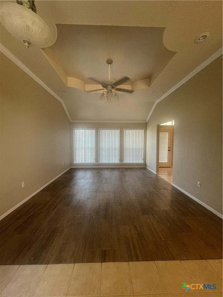 2204 Excel Dr - Photo 7 of 48