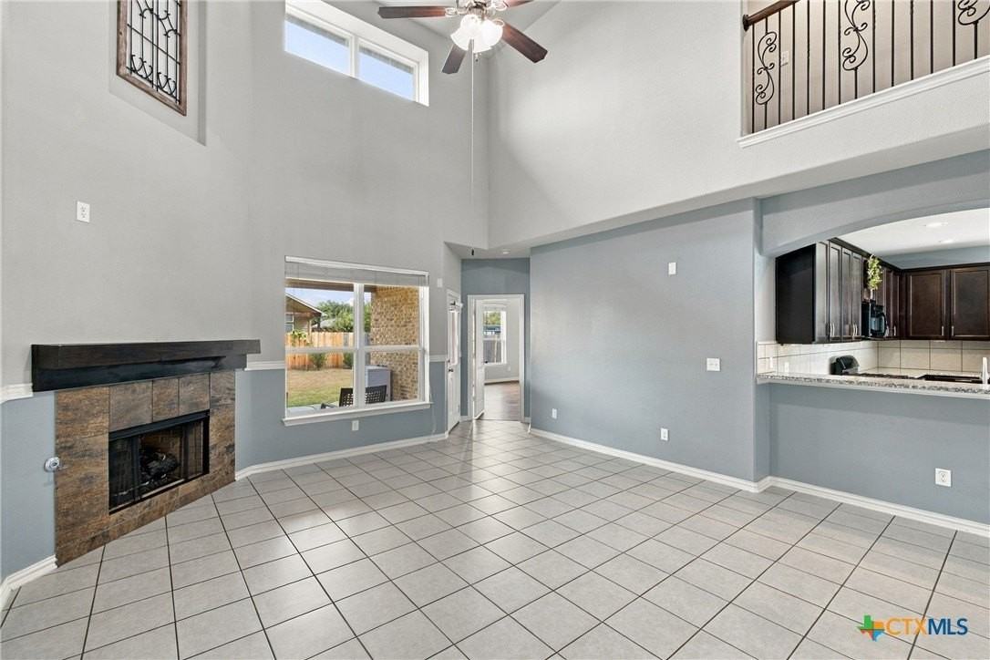 8205 Angelo Loop - Photo 7 of 30