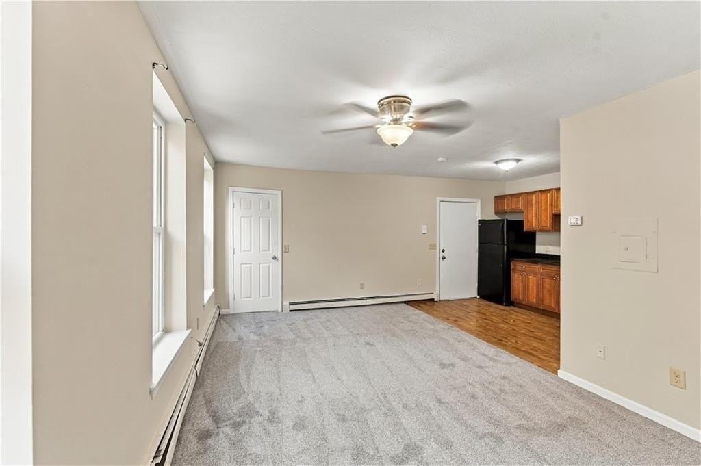 70 Main St #2R - Photo 2 of 8