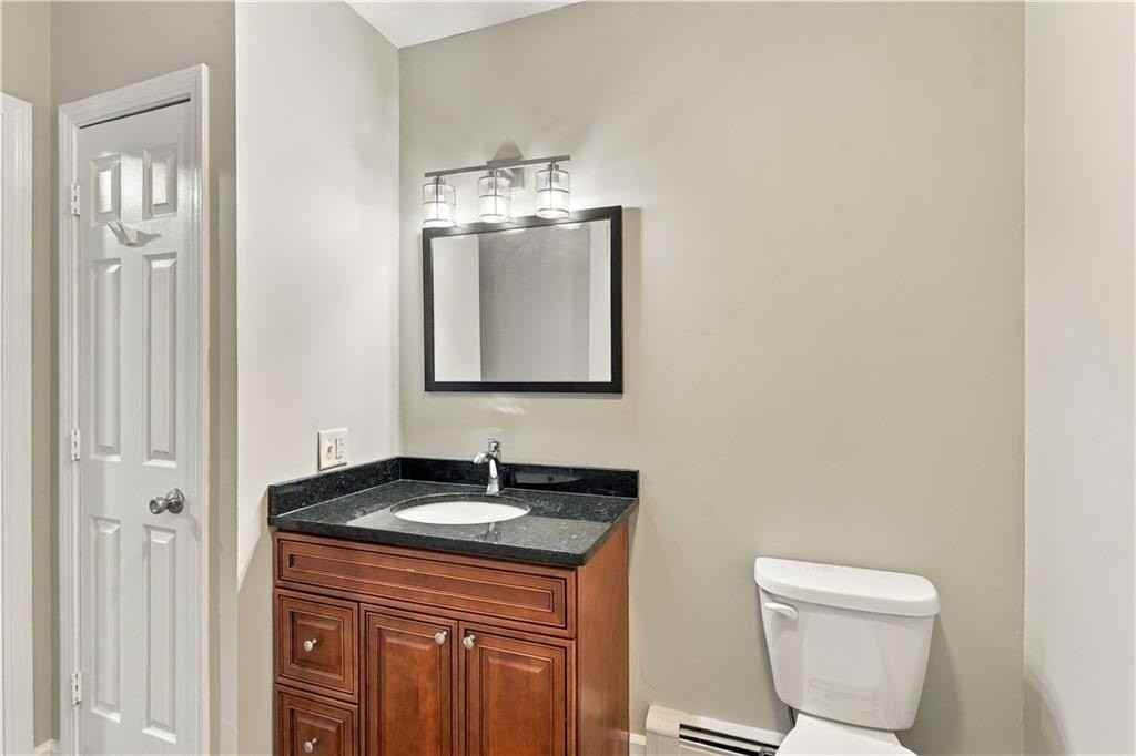 70 Main St #2R - Photo 5 of 8