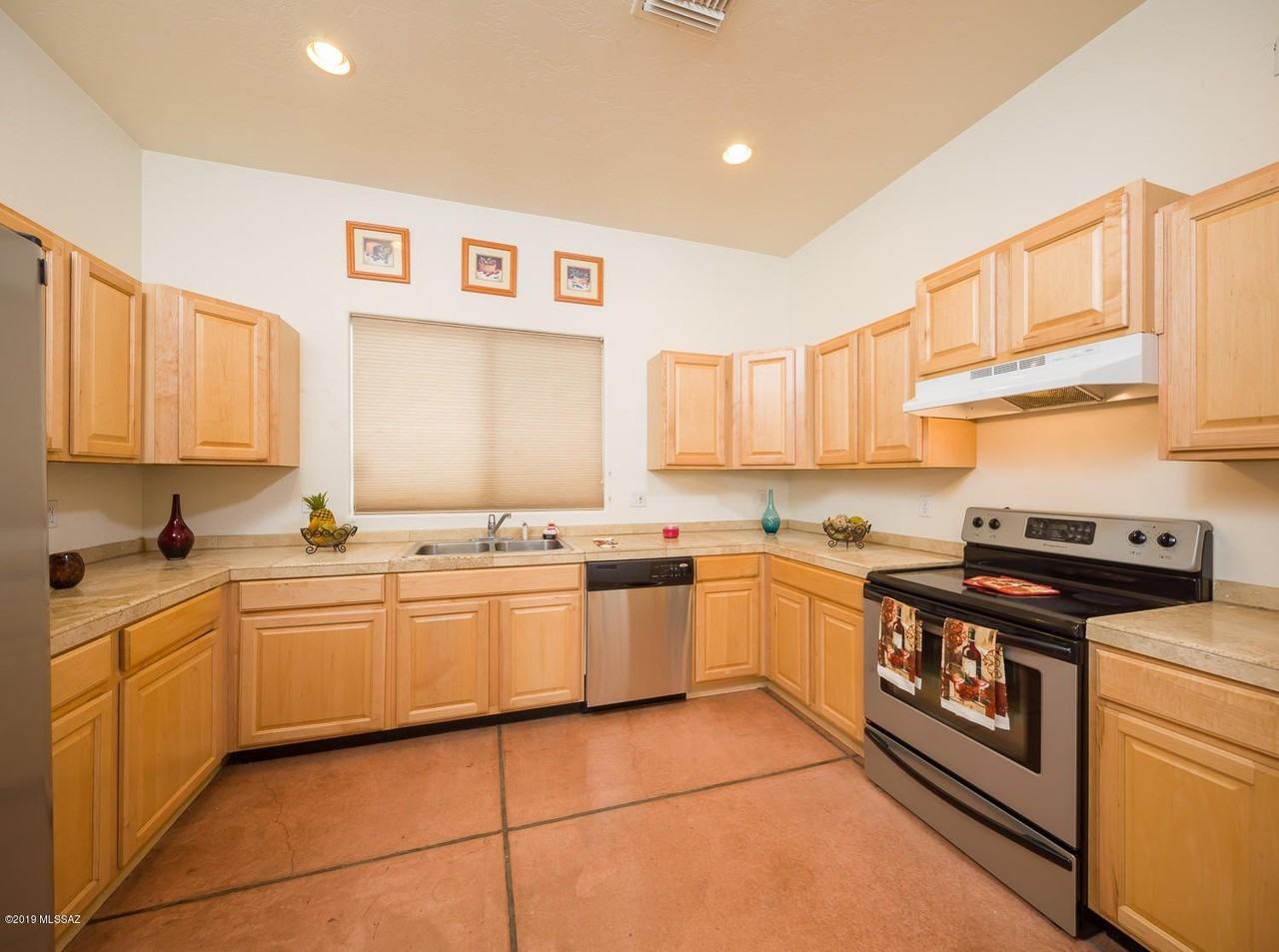 7363 E Poinciana Pl - Photo 4 of 20