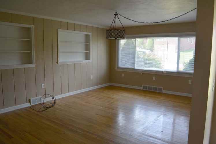 530 Westwood Dr - Photo 2 of 16