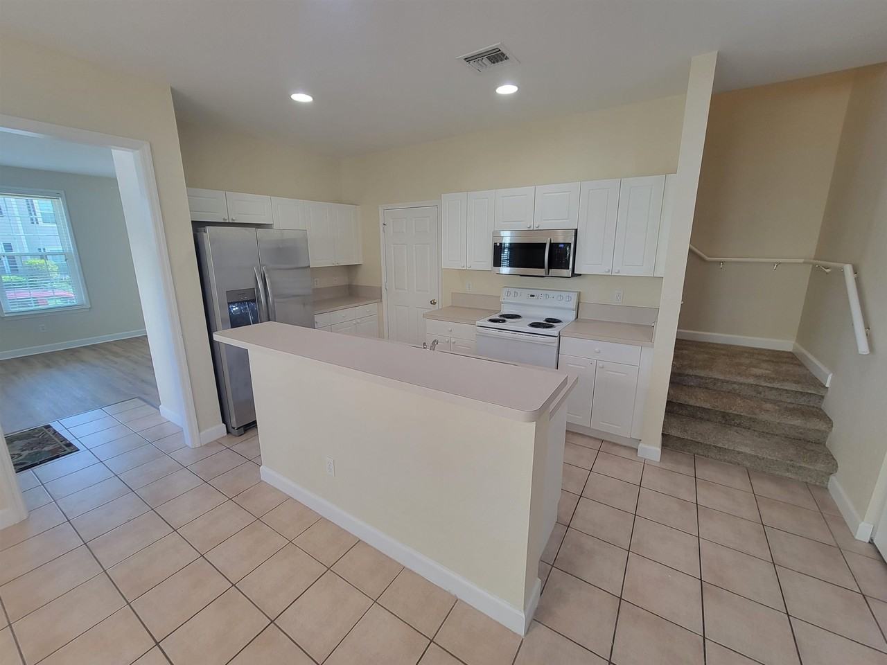 4074 Colleton Ct - Photo 6 of 20