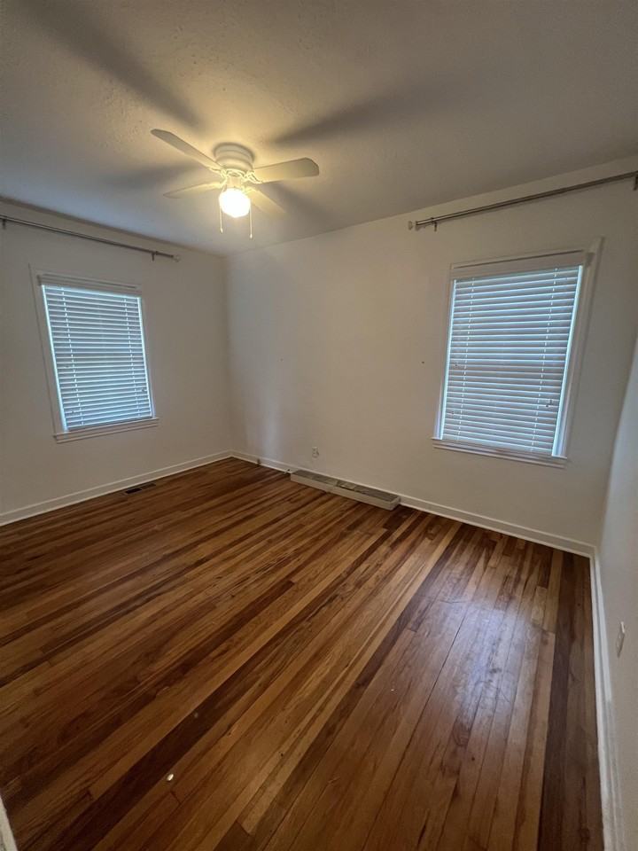 715 Truett Dr - Photo 7 of 10