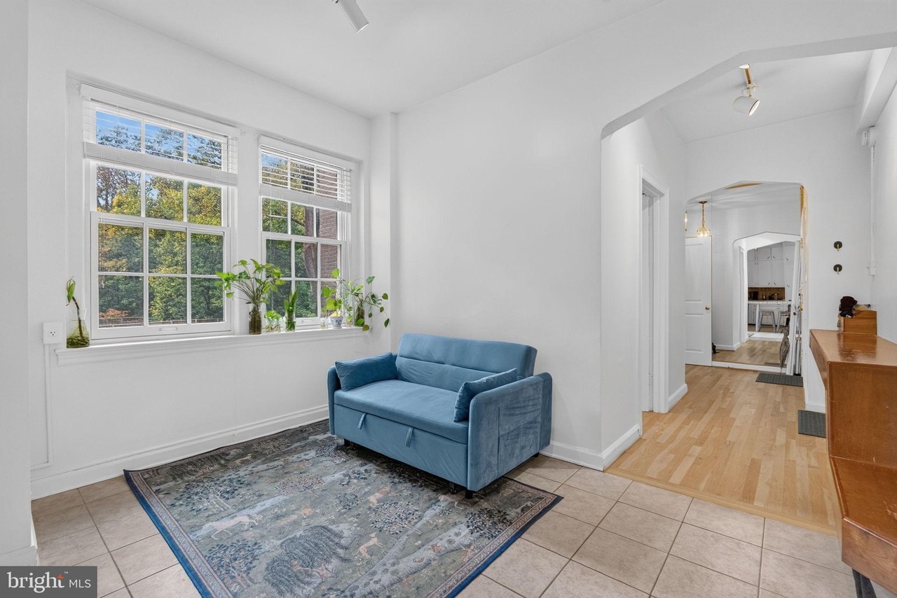 2737 Devonshire Pl Nw #127 - Photo 5 of 29