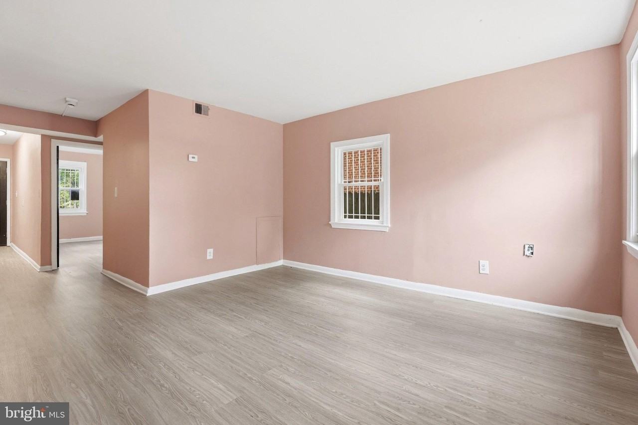 5053 Benning Rd Se - Photo 7 of 29