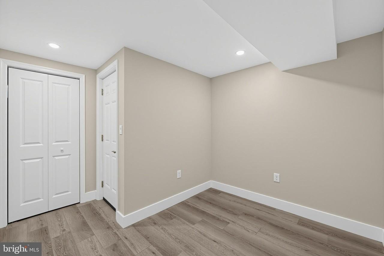 439 Lebaum St Se #1 - Photo 7 of 32