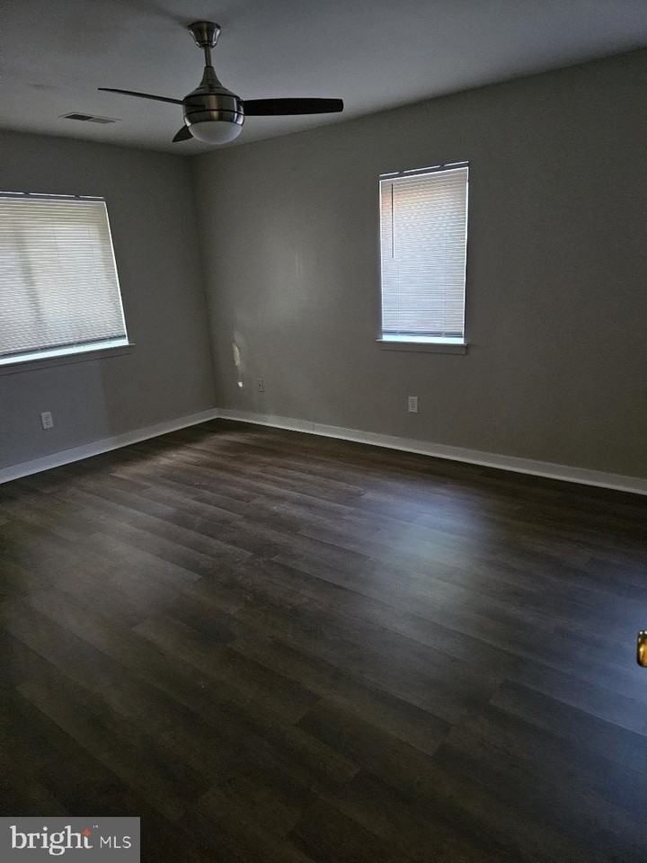 5401 Highland Ct #5401 - Photo 5 of 8