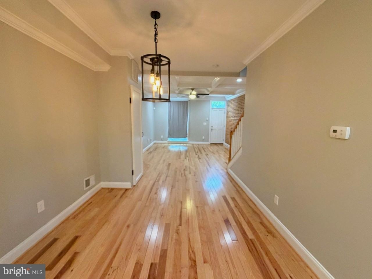 116 N Montford Ave - Photo 6 of 32