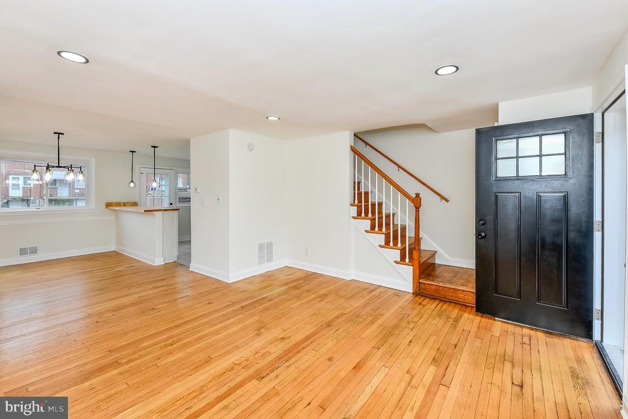 1247 Linkside Dr - Photo 5 of 33